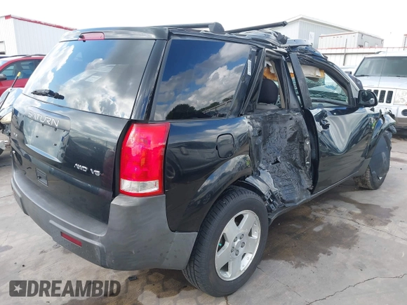 2005 Saturn VUE z VIN 5GZCZ63445S804199, wystawiony jako IAAI lot #39604225 z przebiegiem 132 819 mil mil oraz . Historia ofert i sprzedaży dostępna na DreamBid. Obrazek 4.