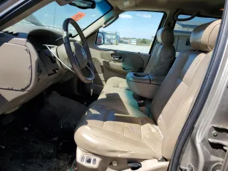 2002 Ford F-150 XLT with VIN 1FTRW08L82KE32539, listed as a Copart auction lot 51017735 with 269,434 mi miles and Salvage Title. Bid and sale history available at carsss.com. Image 7.