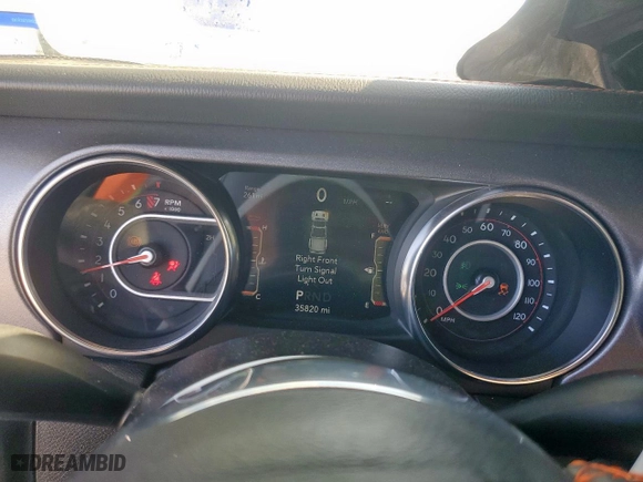 2022 Jeep Gladiator Mojave with VIN 1C6JJTEG6NL164679, listed as a Copart auction lot 48746505 with 35,820 mi miles and Salvage Title. Bid and sale history available at carsss.com. Image 9.