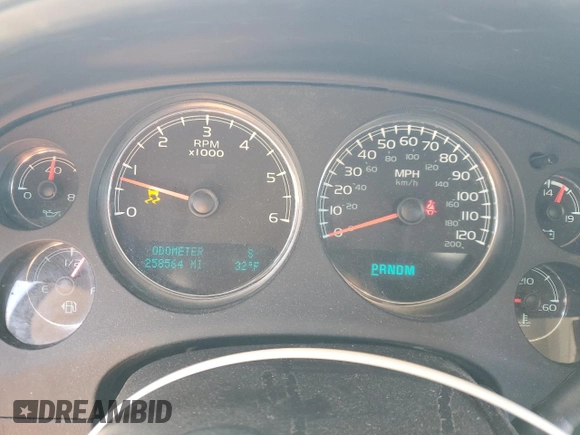 2014 Chevrolet Suburban LT with VIN 1GNSCJE01ER117627, listed as a Copart auction lot 46075985 with 258,564 mi miles and Salvage Title. Bid and sale history available at carsss.com. Image 9.