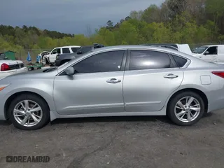 2013 Nissan Altima 2.5 SL with VIN 1N4AL3AP2DN506811, listed as a IAAI auction lot 41875731 with 242,422 mi miles. Bid and sale history available at carsss.com. Image 15.