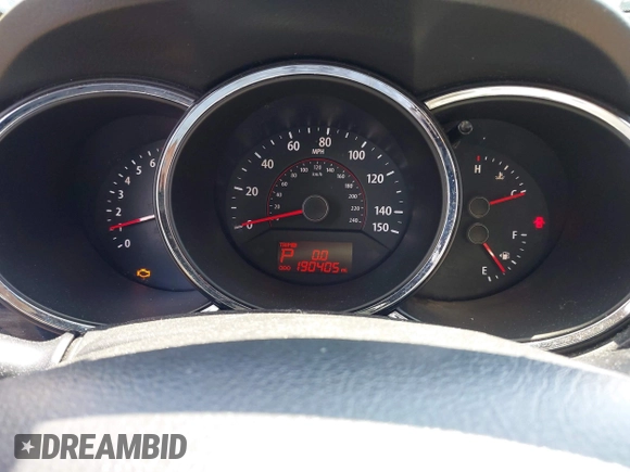 2011 Kia Sorento EX with VIN 5XYKU4A22BG136129, listed as a IAAI auction lot 41739443 with 190,405 mi miles. Bid and sale history available at carsss.com. Image 7.