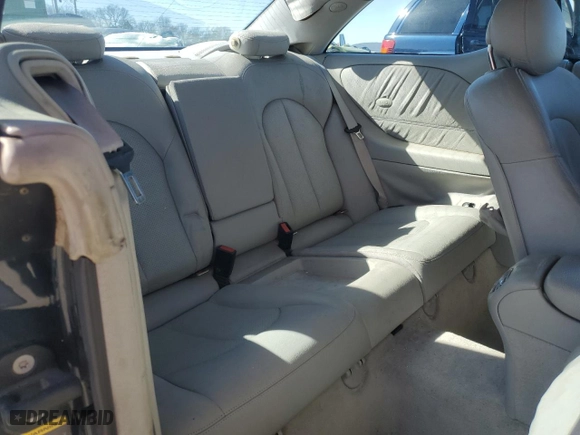2004 Mercedes-Benz CLK-Class 5.0L with VIN WDBTJ75J74F107438, listed as a Copart auction lot 46294475 with 149,566 mi miles and Clean Title. Bid and sale history available at carsss.com. Image 10.