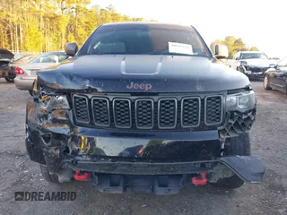 2018 Jeep Grand Cherokee Trailhawk with VIN 1C4RJFLT2JC349450, listed as a IAAI auction lot 40848526 with 139,326 mi miles and . Bid and sale history available at DreamBid. Image 6.