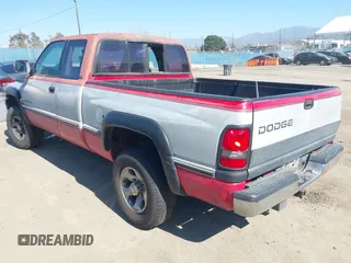 1996 Dodge Ram 2500 with VIN 3B7KC23Z5TM194094, listed as a IAAI auction lot 41540149 with 58,744 mi miles. Bid and sale history available at carsss.com. Image 3.