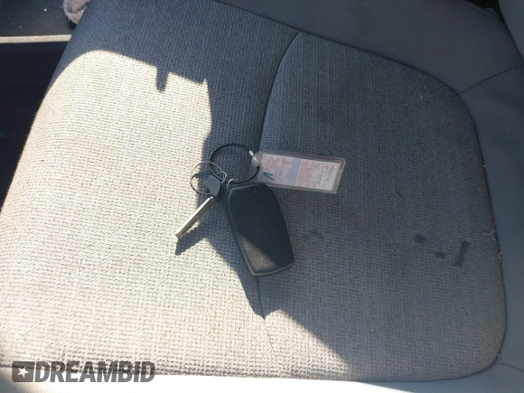2024 Toyota Sienna LE z VIN 5TDKRKEC0RS203462, wystawiony jako IAAI lot #42240548 z przebiegiem 28 038 mil mil oraz . Historia ofert i sprzedaży dostępna na DreamBid. Obrazek 11.