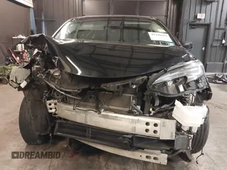 2023 Toyota Sienna XLE z VIN 5TDJSKFC7PS094770, wystawiony jako IAAI lot #42146613 z przebiegiem 72 668 mil mil oraz . Historia ofert i sprzedaży dostępna na DreamBid. Obrazek 6.