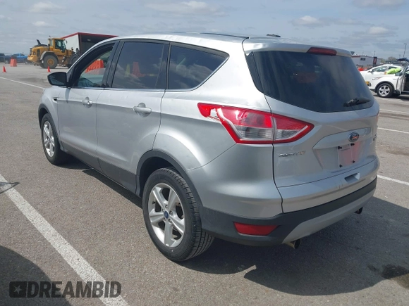 2013 Ford Escape SE with VIN 1FMCU0GX7DUB76154, listed as a IAAI auction lot 41926246 with 60,607 mi miles. Bid and sale history available at carsss.com. Image 3.