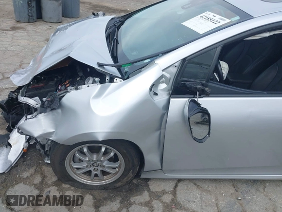 2018 Toyota Prius Two with VIN JTDKARFU0J3056217, listed as a IAAI auction lot 42185122 with 52,344 mi miles and . Bid and sale history available at DreamBid. Image 19.