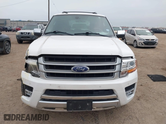 2016 Ford Expedition Platinum with VIN 1FMJU1LT2GEF07320, listed as a IAAI auction lot 41559416 with 203,441 mi miles. Bid and sale history available at carsss.com. Image 13.