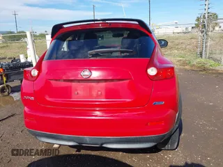 2014 Nissan Juke S with VIN JN8AF5MRXET356779, listed as a IAAI auction lot 41351761 with 1 mi miles. Bid and sale history available at carsss.com. Image 17.