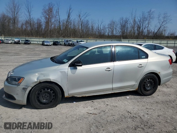 2011 Volkswagen Jetta Sedan SE w/Convenience & Sunroof PZEV with VIN 3VWDZ7AJ5BM308835, listed as a Copart auction lot 54054765 with 138,855 mi miles and Salvage Title. Bid and sale history available at carsss.com. Image 1.