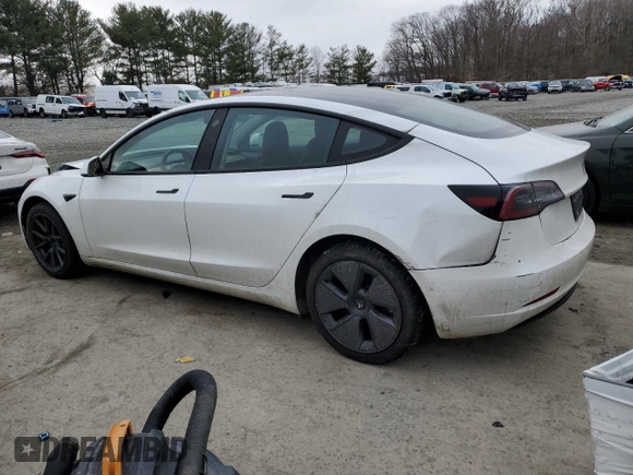 2022 Tesla Model 3 z VIN 5YJ3E1EA5NF324625, wystawiony jako Copart lot #46974745 z przebiegiem 106 617 mil mil oraz Szkoda całkowita • Salvage title. Historia ofert i sprzedaży dostępna na DreamBid. Obrazek 2.
