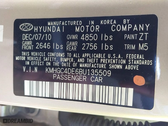 2011 Hyundai Genesis with VIN KMHGC4DE6BU135509, listed as a IAAI auction lot 41672477 with 202,504 mi miles. Bid and sale history available at carsss.com. Image 9.