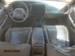 2000 Ford Explorer Eddie Bauer с VIN 1FMDU84P3YZA71207, выставлен на аукционе Copart как лот 58270915 с пробегом 188 096 миль миль и Списание • Salvage title. История ставок и продаж доступна на DreamBid. Изображение 8.