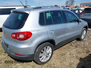 2011 Volkswagen Tiguan SE with VIN WVGBV7AX9BW509353, listed as a IAAI auction lot 41645315 with 112,283 mi miles and . Bid and sale history available at DreamBid. Image 4.