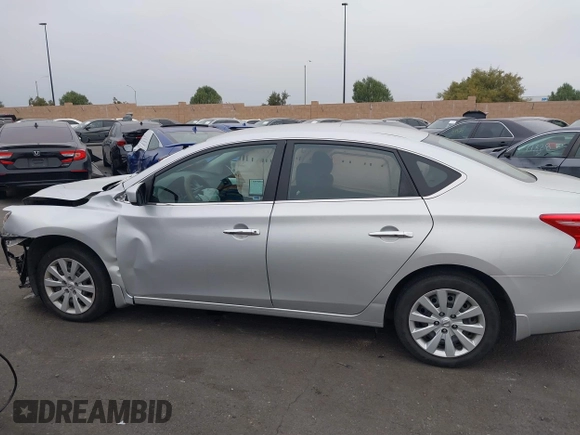 2019 Nissan Sentra SR with VIN 3N1AB7AP7KY452896, listed as a IAAI auction lot 41888791 with 45,606 mi miles and . Bid and sale history available at DreamBid. Image 15.