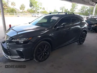 2024 Lexus RX 350 z VIN 2T2BAMCA8RC055389, wystawiony jako IAAI lot #42146492 z przebiegiem 18 002 mil mil oraz . Historia ofert i sprzedaży dostępna na DreamBid. Obrazek 14.