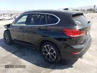 2020 BMW X1 xDrive28i with VIN WBXJG9C04L5P80773, listed as a Copart auction lot 49285903 with 32,699 mi miles. Bid and sale history available at carsss.com. Image 2.