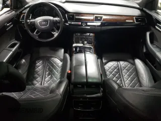 2015 Audi A8 4.0T z VIN WAU32AFD0FN017865, wystawiony jako Copart lot #37065594 z przebiegiem 55 632 mil mil oraz Szkoda całkowita • Salvage title. Historia ofert i sprzedaży dostępna na DreamBid. Obrazek 8.