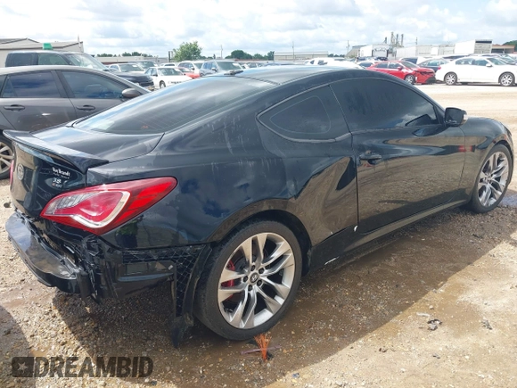 2014 Hyundai Genesis Coupe Ultimate with VIN KMHHU6KJ1EU120076, listed as a IAAI auction lot 42373762 with 100,537 mi miles and . Bid and sale history available at DreamBid. Image 4.