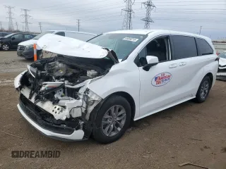 2022 Toyota Sienna LE с VIN 5TDKRKEC5NS075469, выставлен на аукционе Copart как лот 44058215 с пробегом Не указан миль и Списание • Salvage title. История ставок и продаж доступна на DreamBid. Изображение 1.