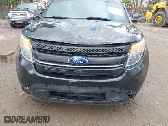 2015 Ford Explorer Limited with VIN 1FM5K7F87FGB71104, listed as a IAAI auction lot 41834277 with 151,060 mi miles and . Bid and sale history available at carsss.com. Image 6.