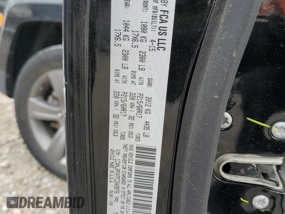 2015 Jeep Patriot High Altitude z VIN 1C4NJPFA7FD349976, wystawiony jako Copart lot #52503355 z przebiegiem 149 809 mil mil oraz Szkoda całkowita • Salvage title. Historia ofert i sprzedaży dostępna na DreamBid. Obrazek 13.
