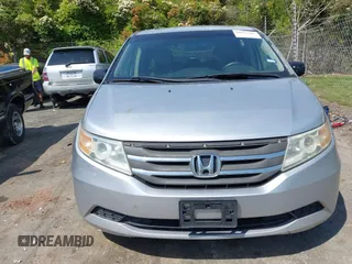 2011 Honda Odyssey EX-L with VIN 5FNRL5H62BB075789, listed as a IAAI auction lot 42035746 with 238,616 mi miles and . Bid and sale history available at carsss.com. Image 12.