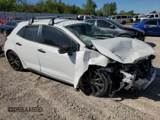 2022 Toyota Corolla Hatchback SE with VIN JTND4MBE5N3189994, listed as a Copart auction lot 68361523 with 22,038 mi miles and Salvage Title. Bid and sale history available at carsss.com. Image 4.