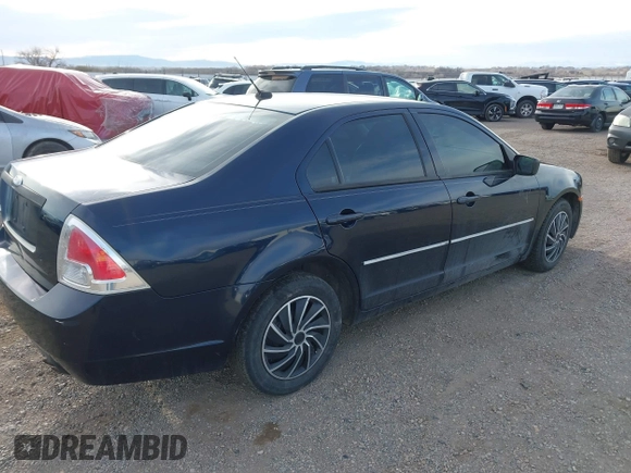 2008 Ford Fusion S with VIN 3FAHP06Z58R274400, listed as a IAAI auction lot 41788818 with 183,855 mi miles. Bid and sale history available at carsss.com. Image 4.