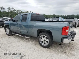 2008 Chevrolet Silverado 1500 1LT with VIN 1GCEC19JX8Z324501, listed as a Copart auction lot 53163245 with 275,401 mi miles and Salvage Title. Bid and sale history available at DreamBid. Image 2.