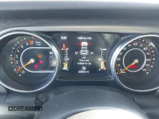 2020 Jeep Wrangler Willys с VIN 1C4GJXAG4LW164787, выставлен на аукционе IAAI как лот 41719754 с пробегом 63 802 миль миль и . История ставок и продаж доступна на DreamBid. Изображение 7.