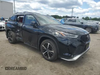 2022 Toyota Highlander XSE with VIN 5TDJZRBH5NS165192, listed as a Copart auction lot 58150465 with 47,138 mi miles and Salvage title. Bid and sale history available at DreamBid. Image 4.