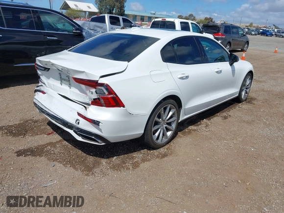 2021 Volvo S60 Momentum with VIN 7JR102FZ4MG108772, listed as a IAAI auction lot 41913763 with 50,330 mi miles. Bid and sale history available at carsss.com. Image 4.