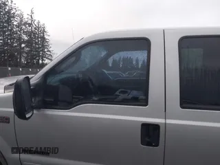 2003 Ford F-350 XL z VIN 1FTSW31F63EB28150, wystawiony jako IAAI lot #41600324 z przebiegiem Nie podano mil oraz . Historia ofert i sprzedaży dostępna na DreamBid. Obrazek 14.