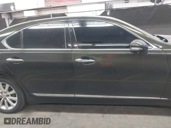 2010 Lexus LS 460 with VIN JTHBL5EF2A5092130, listed as a IAAI auction lot 41881304 with 197,276 mi miles and . Bid and sale history available at DreamBid. Image 13.