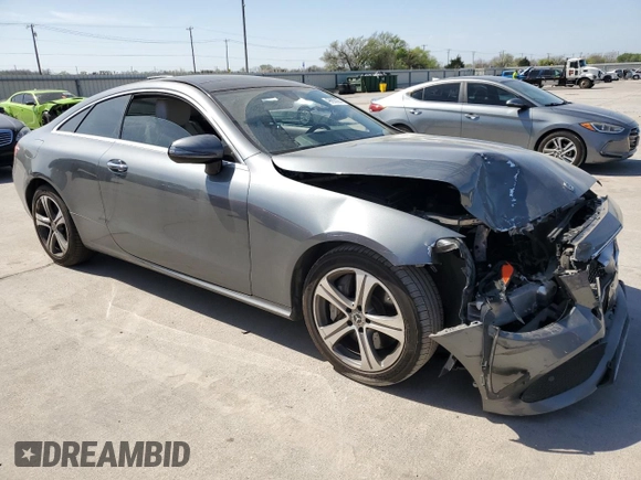 2018 Mercedes-Benz E 400 with VIN WDD1J6FB4JF020561, listed as a Copart auction lot 49998225 with 50,493 mi miles and Salvage Title. Bid and sale history available at DreamBid. Image 4.