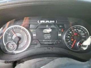 2024 Ram 2500 Laramie z VIN 3C6UR5FLXRG202740, wystawiony jako Copart lot #54479755 z przebiegiem 53 723 mil mil oraz Szkoda całkowita • Salvage title. Historia ofert i sprzedaży dostępna na DreamBid. Obrazek 9.