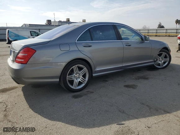 2013 Mercedes-Benz S-Class S 550 with VIN WDDNG7DB9DA497237, listed as a Copart auction lot 43662855 with 142,597 mi miles and Clean Title. Bid and sale history available at carsss.com. Image 3.