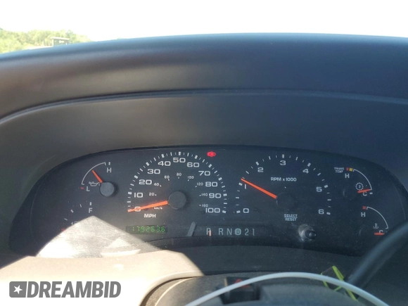 2003 Ford Excursion XLT with VIN 1FMNU41S13EA24506, listed as a Copart auction lot 66883234 with 179,263 mi miles and Clean title. Bid and sale history available at DreamBid. Image 9.