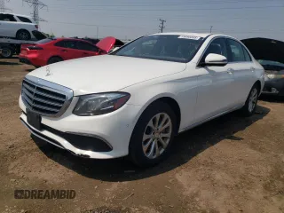 2017 Mercedes-Benz E 300 Luxury z VIN WDDZF4KB7HA136889, wystawiony jako Copart lot #59895895 z przebiegiem 151 240 mil mil oraz Czysty tytuł • Clean title. Historia ofert i sprzedaży dostępna na DreamBid. Obrazek 1.