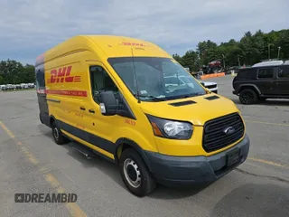 2019 Ford Transit z VIN 1FTYR3XM7KKA24824, wystawiony jako IAAI lot #42500762 z przebiegiem 75 307 mil mil oraz . Historia ofert i sprzedaży dostępna na DreamBid. Obrazek 28.