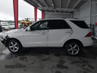 2017 Mercedes-Benz GLE 350 z VIN 4JGDA5HB1HA964089, wystawiony jako IAAI lot #42399546 z przebiegiem 106 557 mil mil oraz . Historia ofert i sprzedaży dostępna na DreamBid. Obrazek 15.