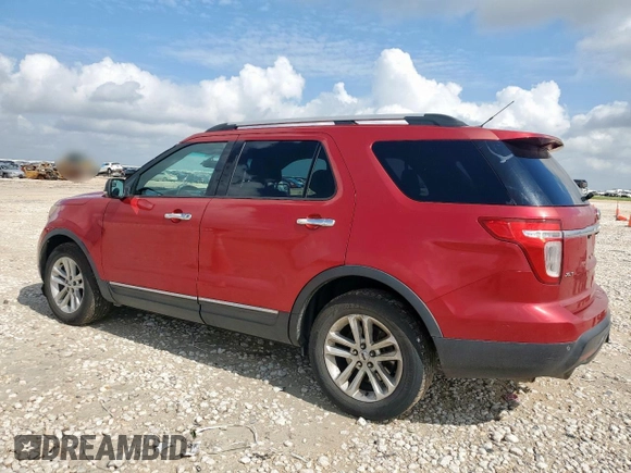 2011 Ford Explorer XLT with VIN 1FMHK7D86BGA21494, listed as a Copart auction lot 63643385 with 318,455 mi miles and Clean title. Bid and sale history available at DreamBid. Image 2.