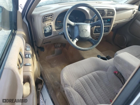 2000 Chevrolet S-10 LS with VIN 1GCCS19W7Y8158661, listed as a Copart auction lot 48857445 with 124,068 mi miles and Clean Title. Bid and sale history available at carsss.com. Image 8.