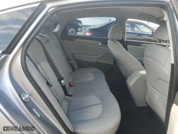 2016 Hyundai Sonata Hybrid SE with VIN KMHE24L17GA014313, listed as a Copart auction lot 88601685 with NaN miles and Salvage Title. Bid and sale history available at carsss.com. Image 11.