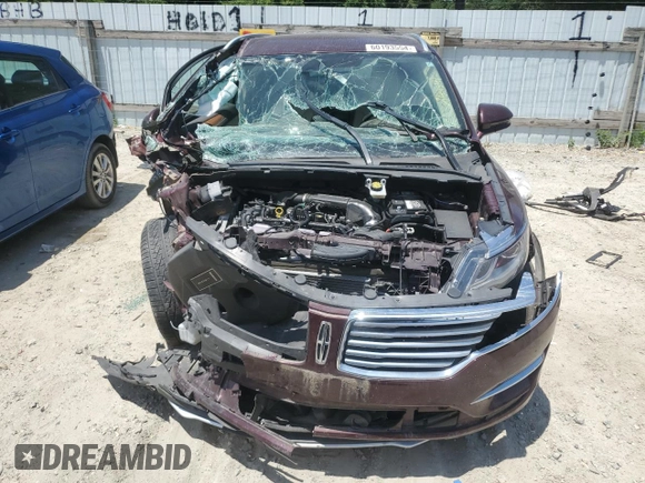2017 Lincoln MKC Select with VIN 5LMCJ2D94HUL51571, listed as a Copart auction lot 51964575 with Not provided miles and Non repairable. Bid and sale history available at DreamBid. Image 5.