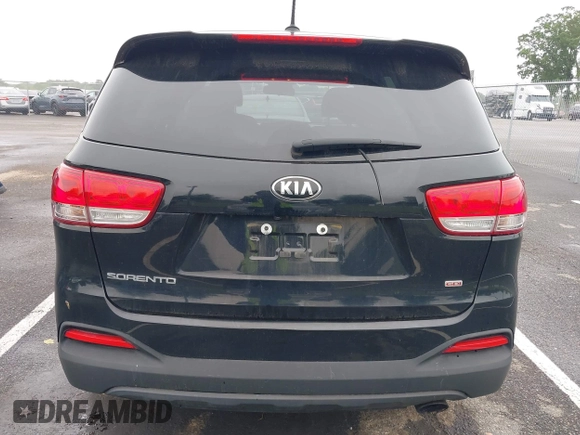 2018 Kia Sorento LX z VIN 5XYPG4A37JG412910, wystawiony jako IAAI lot #42466741 z przebiegiem 170 131 mil mil oraz . Historia ofert i sprzedaży dostępna na DreamBid. Obrazek 16.
