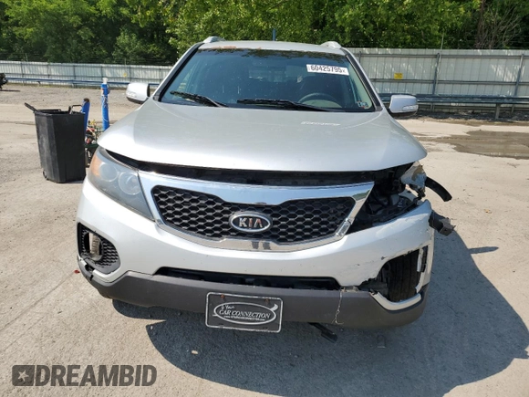 2013 Kia Sorento EX с VIN 5XYKU4A62DG373984, выставлен на аукционе Copart как лот 60425795 с пробегом 180 007 миль миль и Списание • Salvage title. История ставок и продаж доступна на DreamBid. Изображение 5.